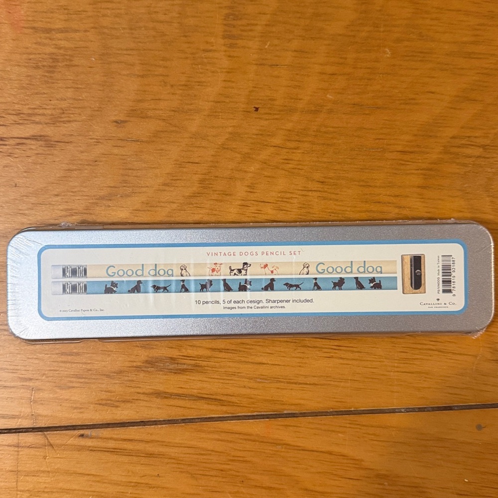 PENCIL BOX + pencils with vintage dog theme Unopened sealed Cavalini Papers & Co